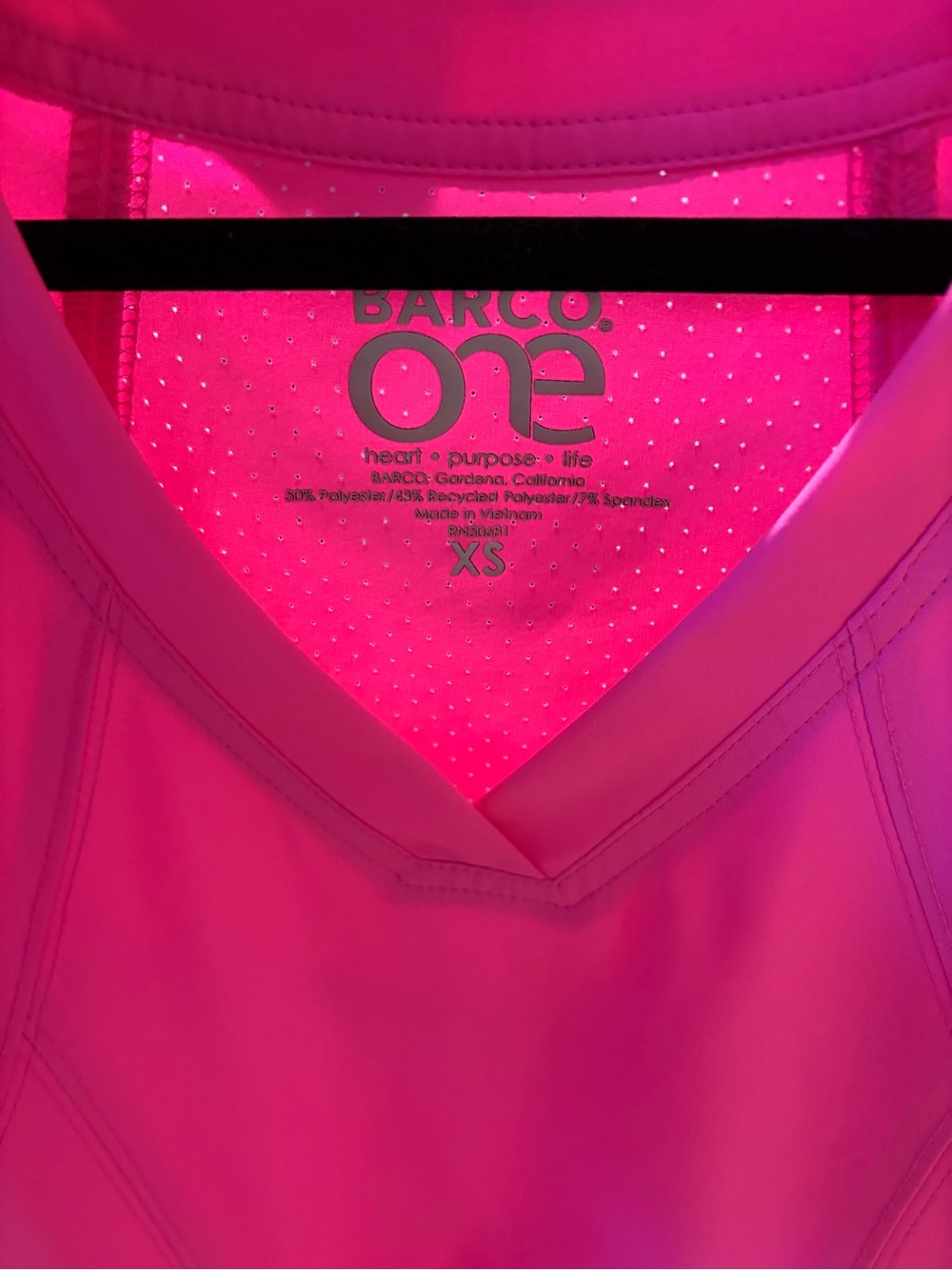Barco Uniforms Women’s One-Piece Scrub Top in Bright Pink. Size XS.